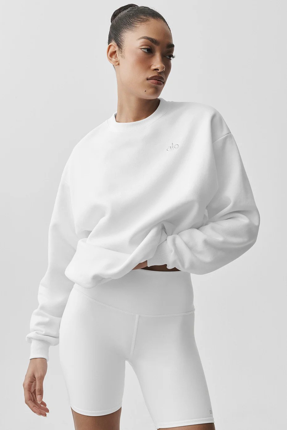 ALO | Accolade Crewneck Neck Pullover Top in White, Size: 2XS | Alo Yoga (US)