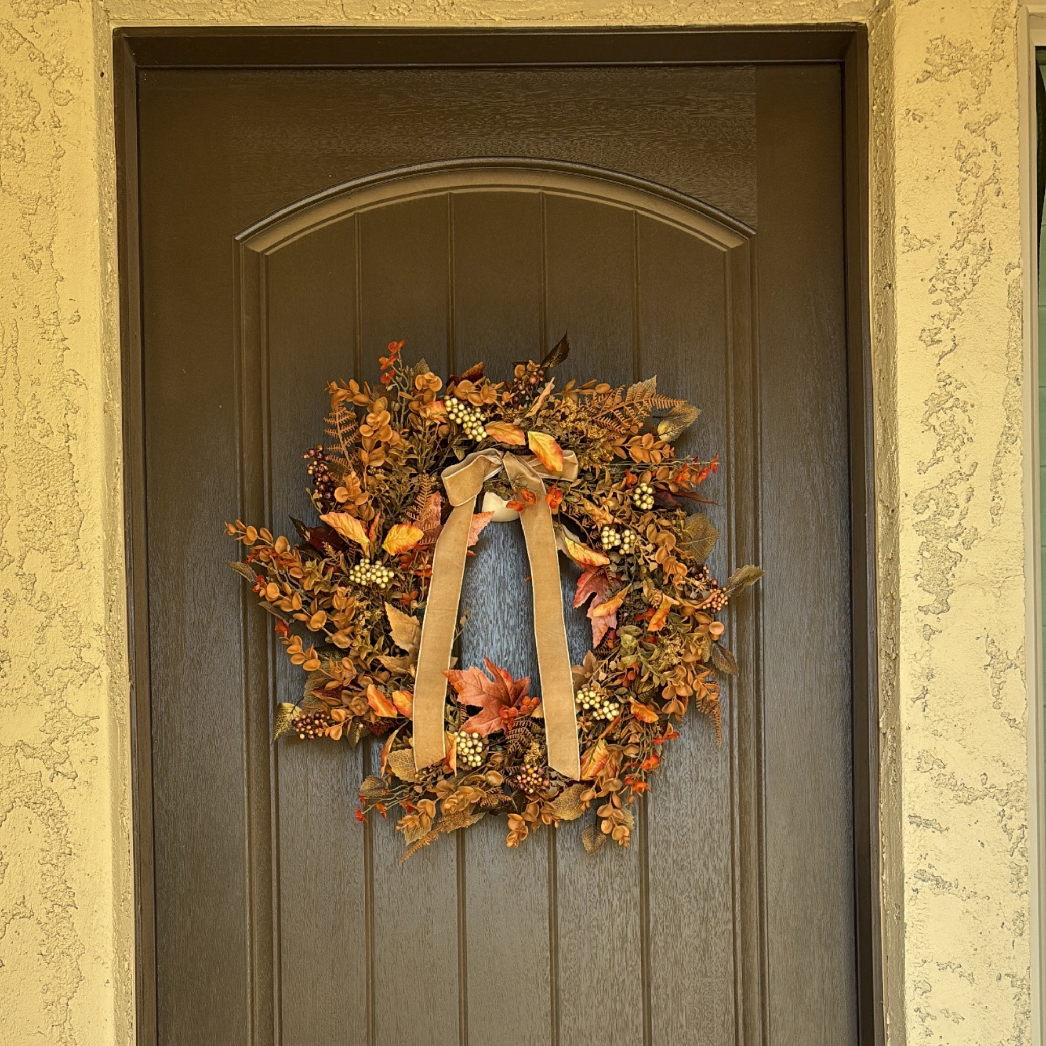 Hobby lobby fall wreath under $30!

#fallwreath #falldecor #frontporch #frontdoorwreath #fallseason #fallvibes #hobbylobby #michaelsstore #amazonfinds #amazonwreath #amazonfinds 

#LTKSeasonal #LTKFindsUnder50 #LTKHome