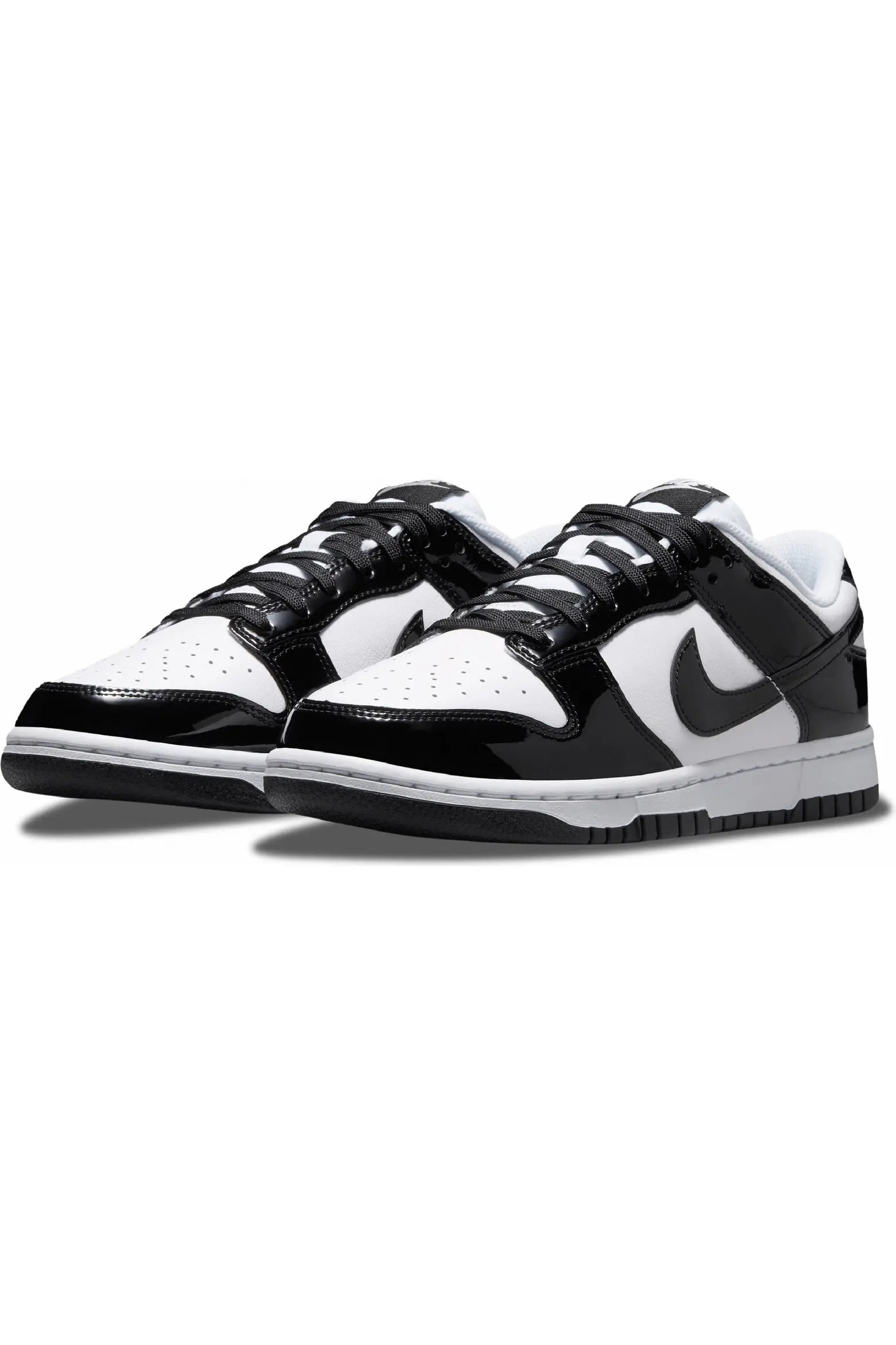Nike Dunk Low SE Basketball Sneaker (Women) | Nordstrom | Nordstrom