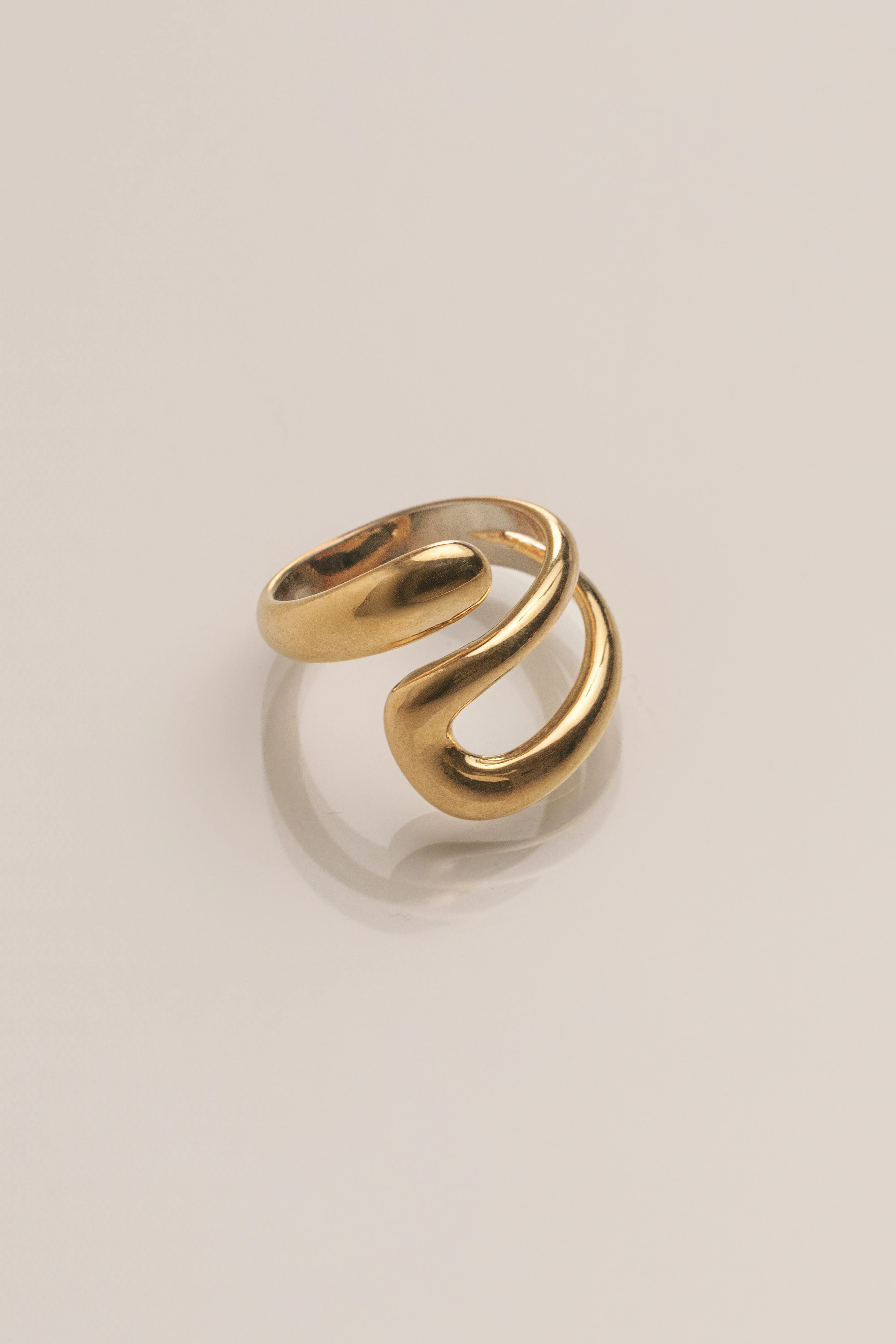 Gold Kelli Ring | JLUXLABEL