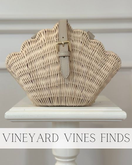 New Spring Arrival from @vineyardvines 🎀  How stunning is this wicker clamshell clutch?! I can’t get over it! I love that it’s neutral and can be styled with any outfit. The wicker handles are removable, it has a cotton lining and the strap is made of Italian leather. You will find me using this clutch all Spring and Summer long☀️ It’s perfect for your next seaside getaway or coastal cocktail party!


 #EDSFTG, #ad #verytandc #itkstyletip
#Itksalealert #outfitinspo #outfitideas #ootdstyle #Itkfashion #classicstyle #preppystyle #chicstyle #coastalstyle 


#LTKSeasonal #LTKitbag #LTKstyletip