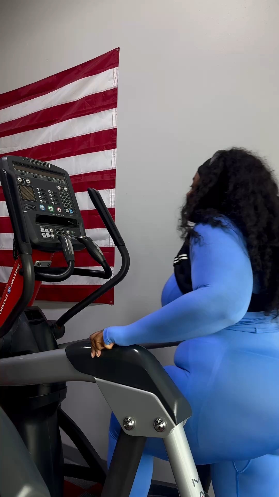 leg day with me! Love this color to brighten up a gloomy gym day

Set size XXL 

#LTKPlusSize #LTKFindsUnder100 #LTKfitnessgoals