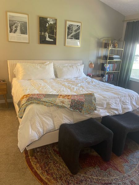 average but cozy bedroom 😉
•
•
#amazonhome #ottoman #bedding #quilt #gold #bookshelf #goldframes #etsyprints #vintagerug

#LTKsalealert #LTKSeasonal #LTKhome