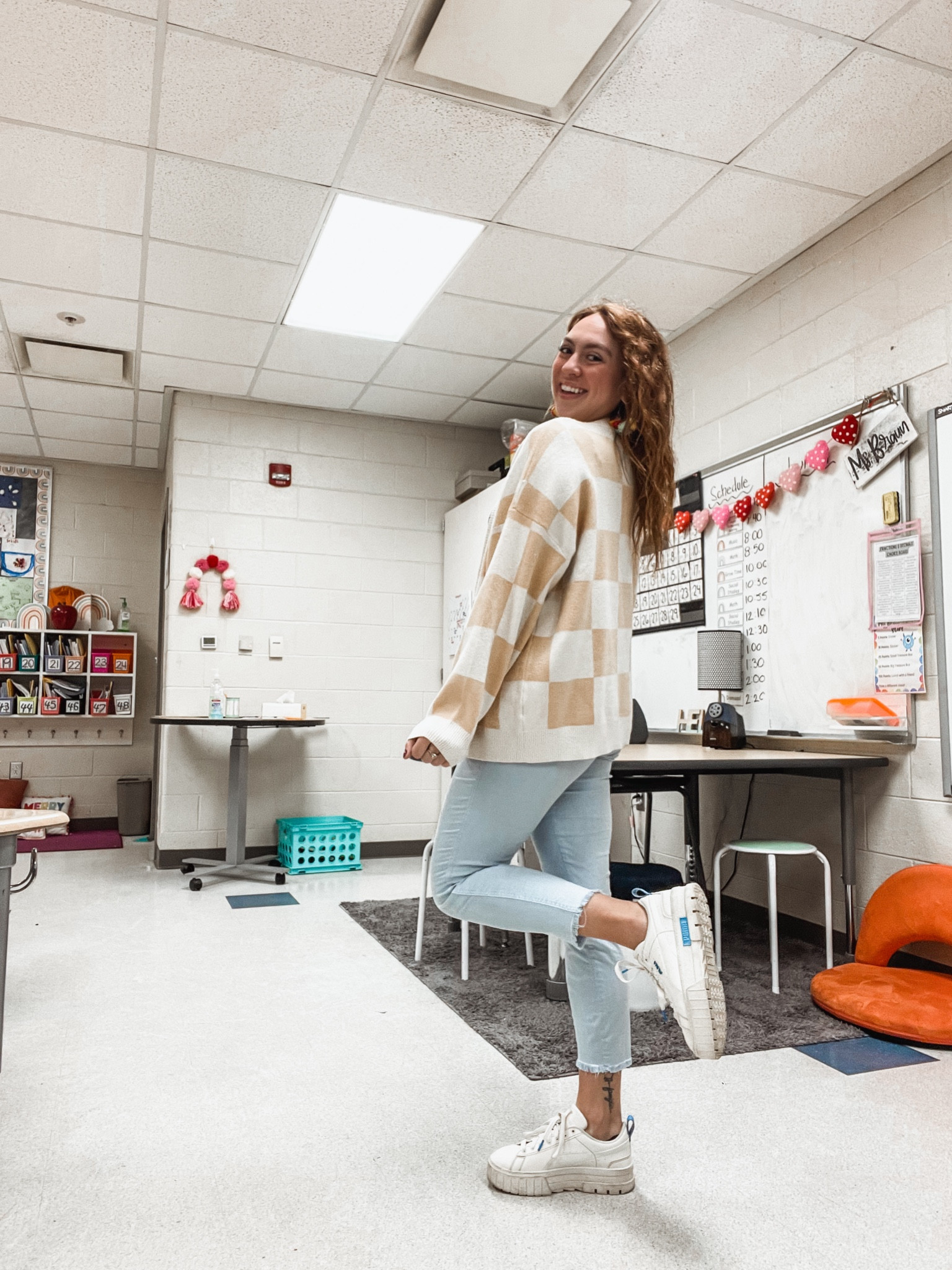 Exact cardigan from shopdoor104.com

Teacher outfit, teacher fashion, teacher style, spring cardigans, spring sweaters, casual work outfits, comfortable workwearr

#LTKfindsunder100 #LTKSeasonal #LTKworkwear