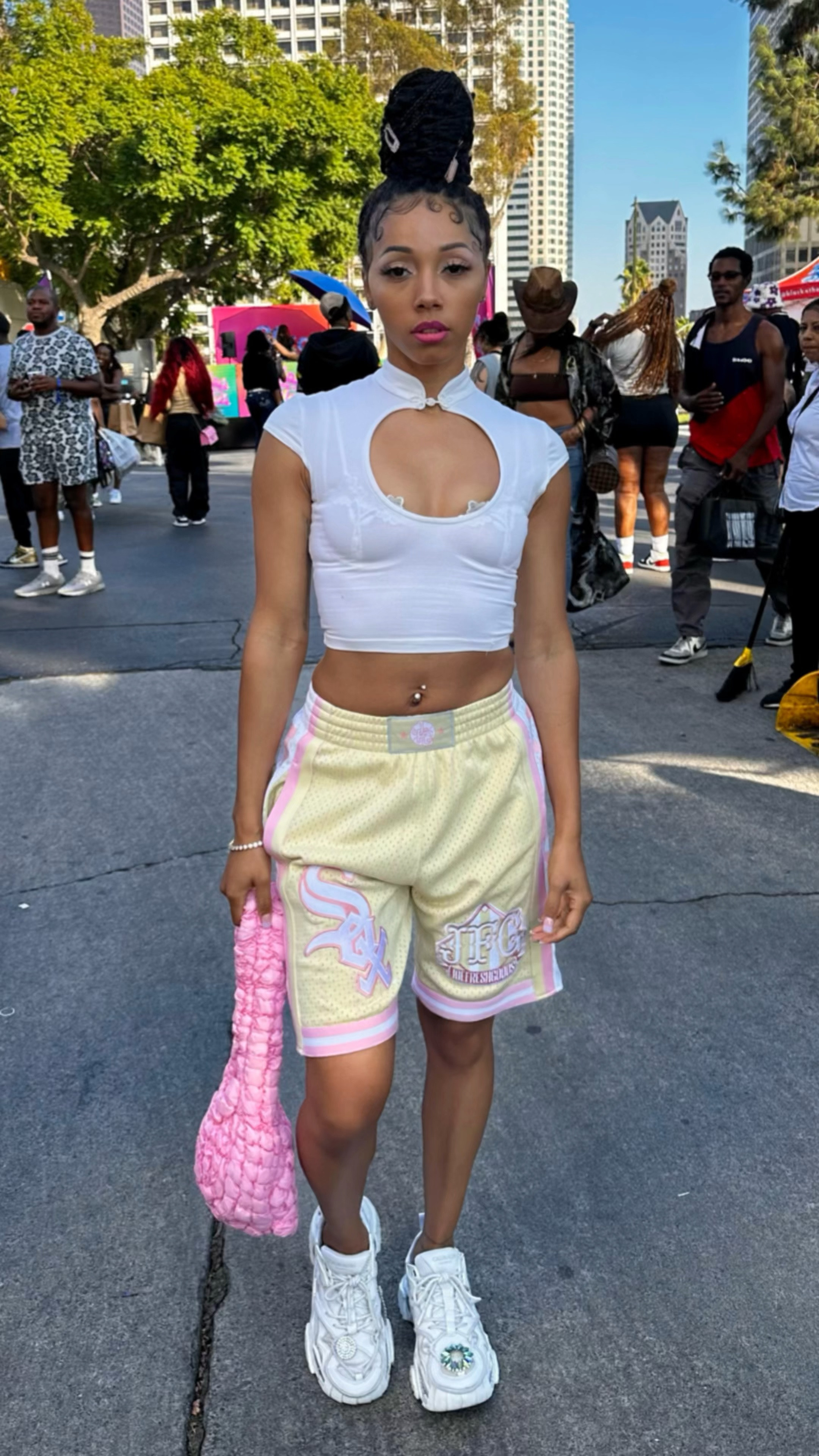 looking fine as f*ck at @blackxtheblock ☺️🤎

top @areyouami 
bra @bluebella 
shorts @joefreshgoods x @mitchellandness 
sneakers @calvinklein (205W39NYC)
jewelry @henribendel 
bag @poppylissiman 
hair accessories (beauty supply sto)

#LTKVideo