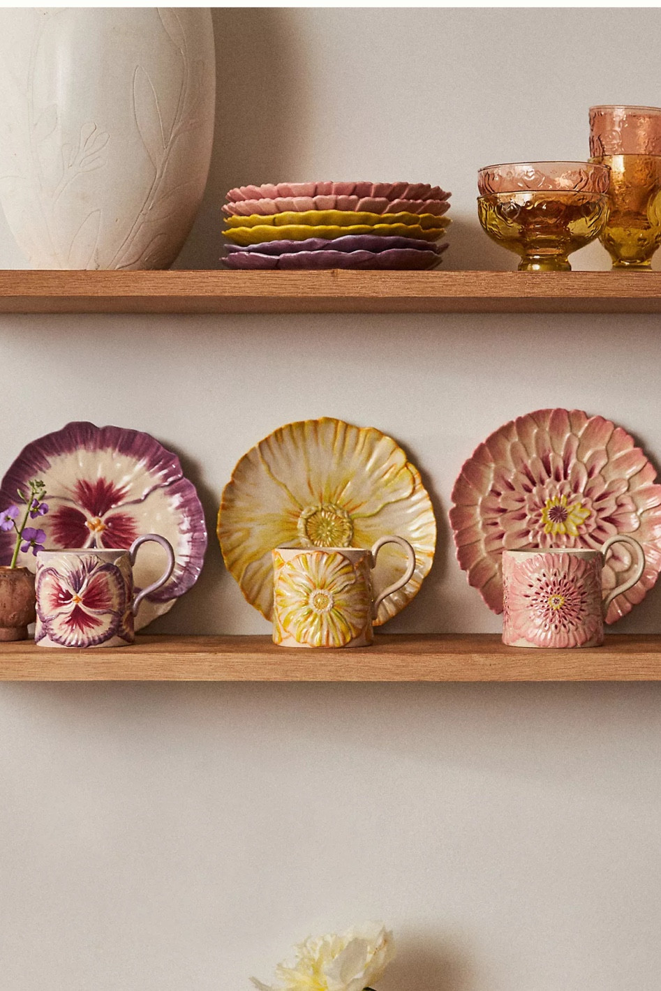 Floral drink ware
Floral dinnerware
Spring dinnerware 
Spring drinkware
Spring table scape
Florals 

#LTKSeasonal #LTKunder50 #LTKhome