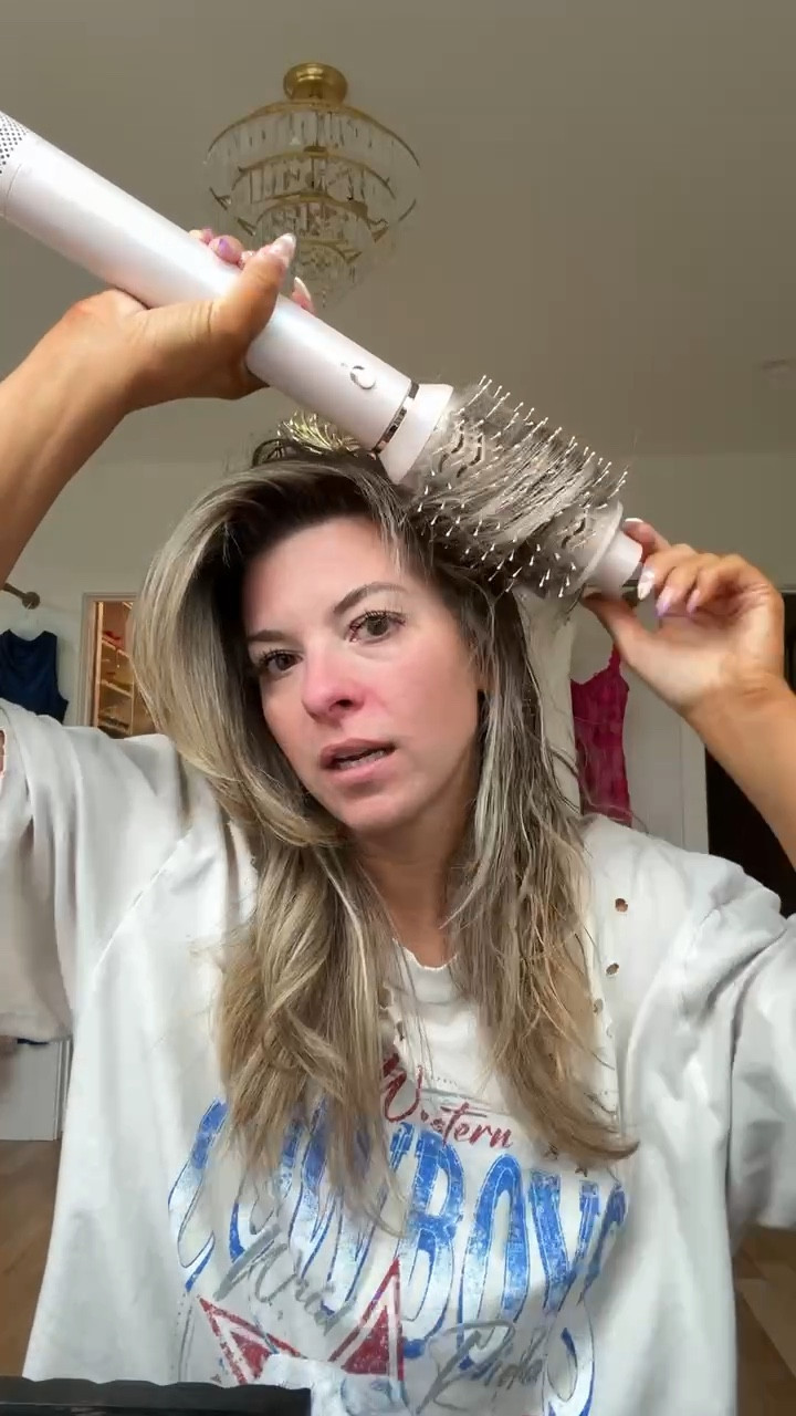 T3 air styler ceramic blowout kit divi haircare and accessories hair styling tutorial  

#LTKBeauty #LTKGiftGuide #LTKStyleTip