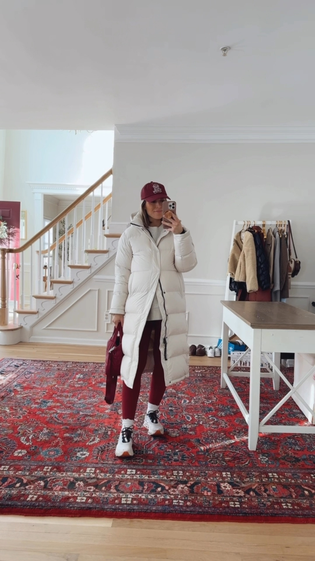 Aritzia winter coat size small 
Maternity leggings size smalll

#LTKBump