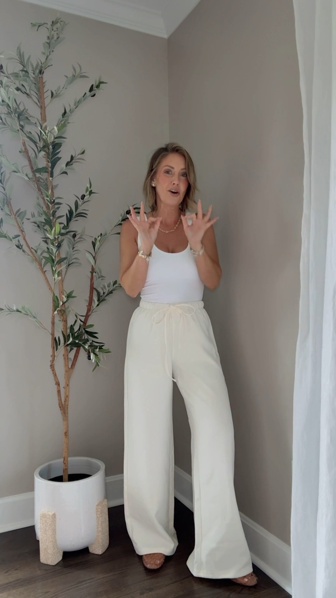 XS tank / size small Amazon wrinkle free pants

#LTKootd #LTKPetite #LTKSeasonal