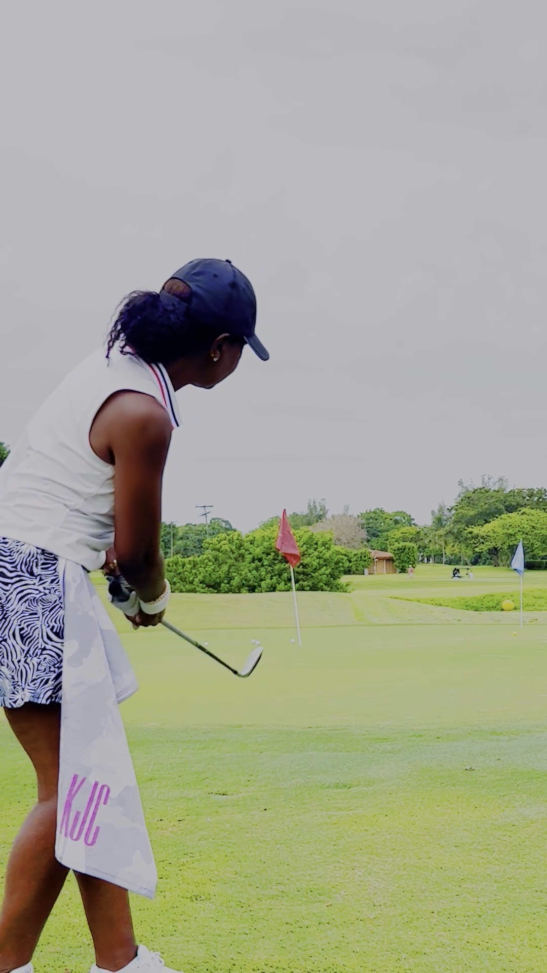 I always have my gold towel near by on hot Summer days.

#golfoutfit
#golffashipm

#LTKOver40 #LTKFindsUnder50 #LTKVideo