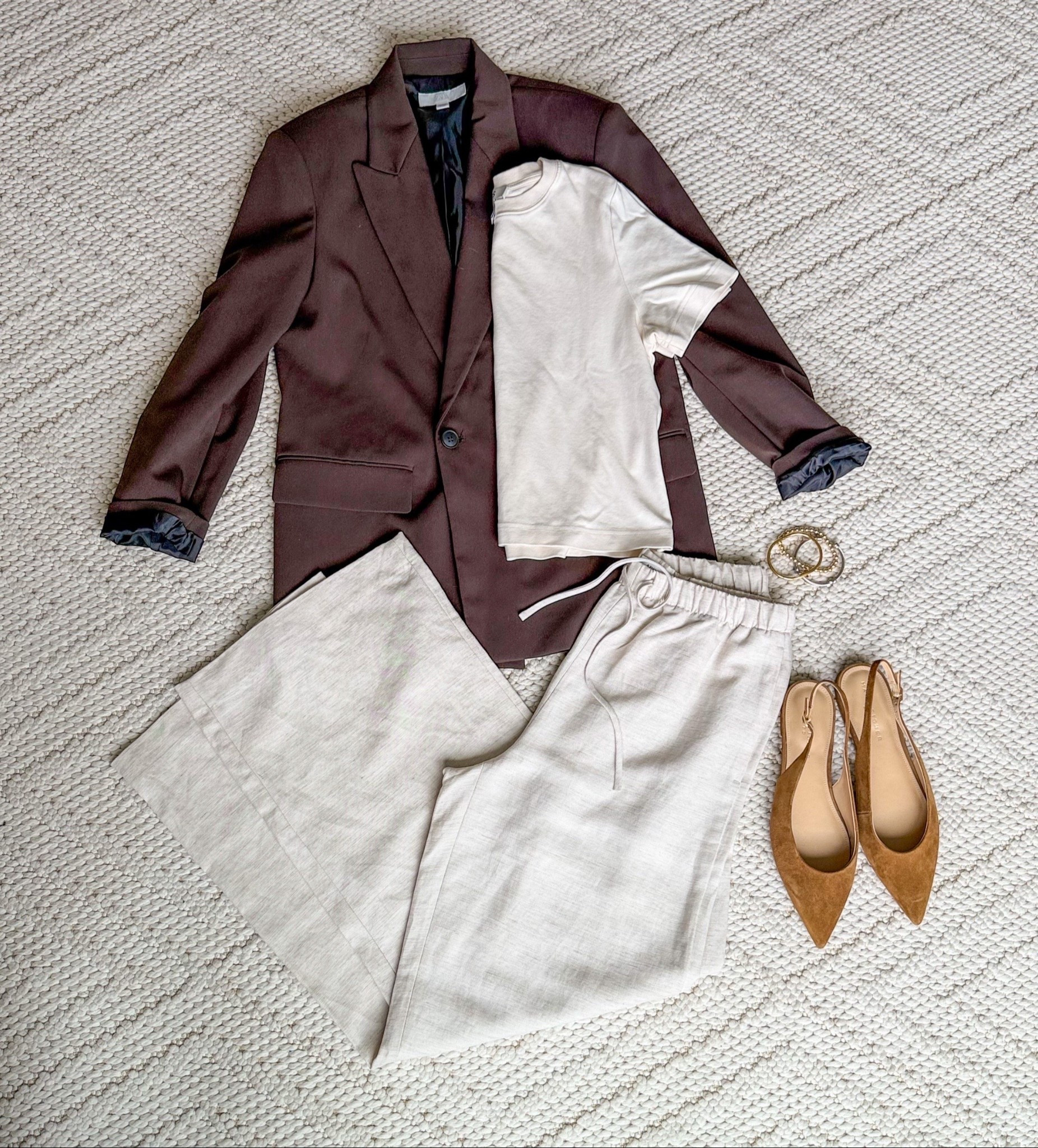 Bringing my brown blazer into spring!

#LTKOver40 #LTKootd #LTKSeasonal