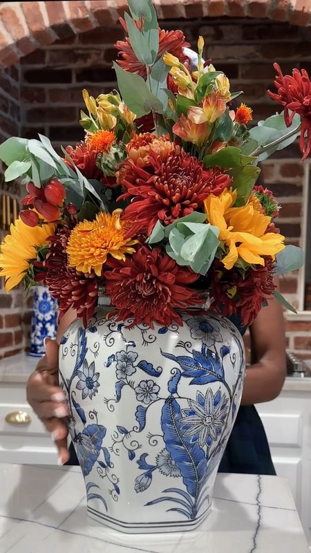 Easy DIY Fall Floral Arrangement in a Ginger Jar | Perfect Fall Decor

#LTKSeasonal #LTKVideo #LTKhome