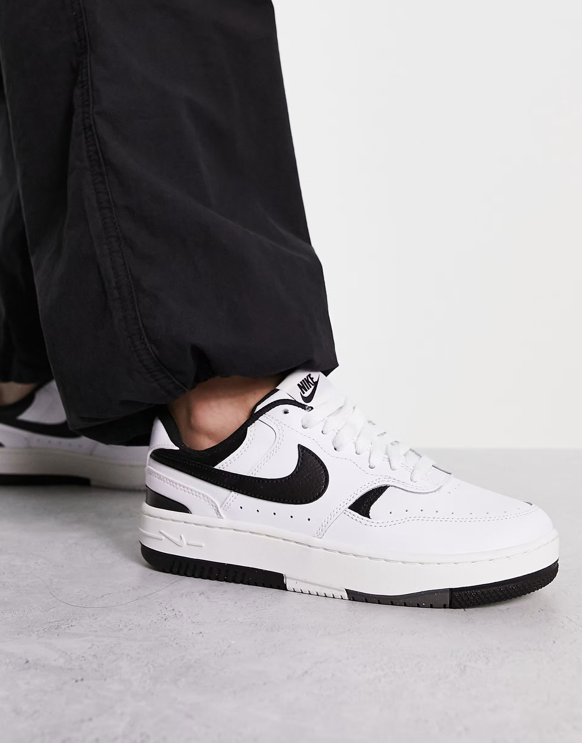 Nike Gamma Force trainers in white and black | ASOS (Global)