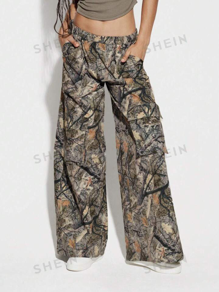 SUMWON WOMEN All Over Printed Nylon Cargo Pants | SHEIN