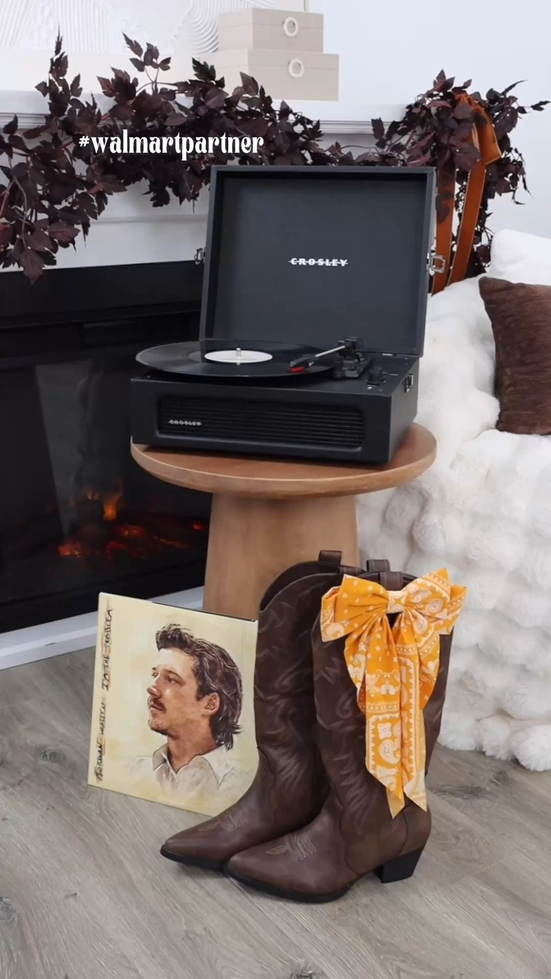 #walmartpartner Getting you into the rodeo revival spirit with some must have vinyls. 🎶 @walmart
