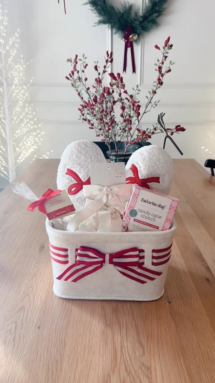 Miren que bella idea para regalar en estas navidades #christmasgift #giftidea #christmaslpresent #giftguide 

#LTKHoliday #LTKGiftGuide #LTKSeasonal