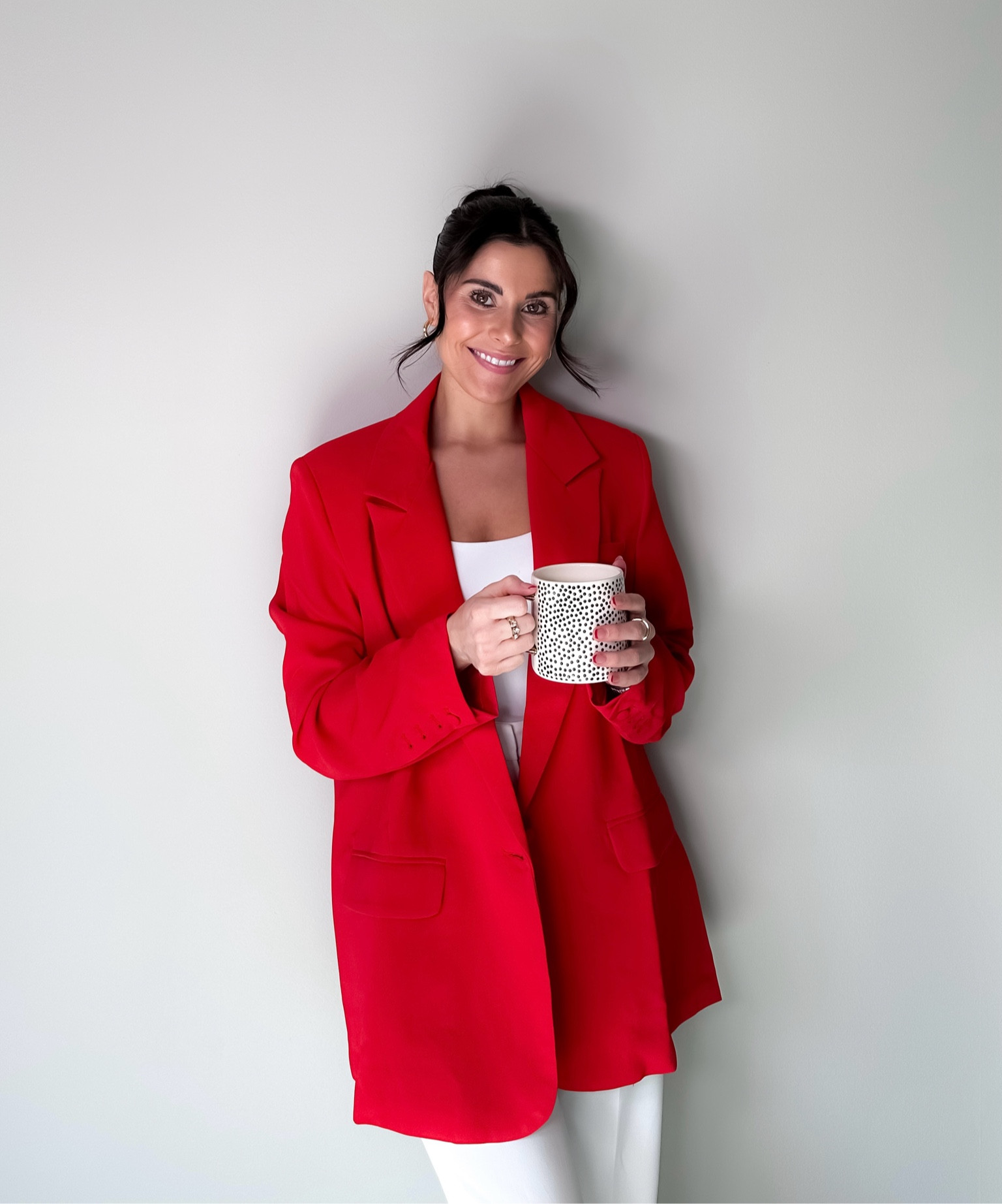 Showpo has so many beautiful blazers in every color you can imagine! 

Im loving this ‘Oversized Michelle Blazer in red.’ I’ve been wearing this all month for Valentine’s Day and LOVE it! It can be styled to wear to work, dinner with girls, & even date night out with your lover! ❤️

I’m normally size 4, wearing size 2

You can shop my blazer and other @showpo products at the links below! Don’t forget to follow me to shop my favorite brands, stay up to date on current sales, & to keep up with what’s trending! 

#ad #showpo #workwear #blazer #seasonal #eventdress #summerdress #holidayoutfit #maxidress #weddingguestdress #blacktie #creamdress #blackdress #bluedress #mothersday #easterdress #yellowdress #slipdress #satindress #style #fashion #under100 #sale #sweetcarolinecollection

#LTKfindsunder100 #LTKstyletip #LTKworkwear

#LTKStyleTip #LTKWorkwear #LTKFindsUnder100