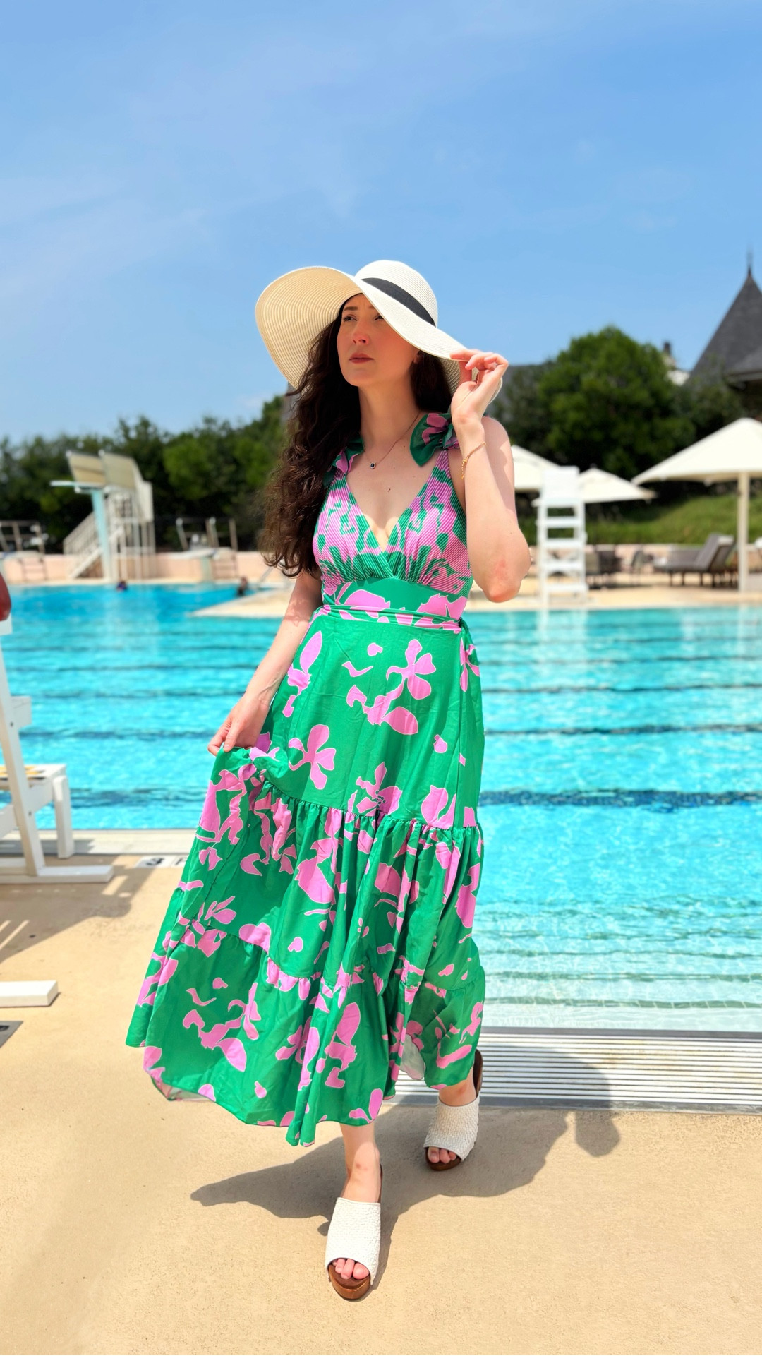 The prettiest swim set, perfect for the country club or resort vacay! 🌴❤️

#LTKTravel #LTKSwim #LTKSaleAlert