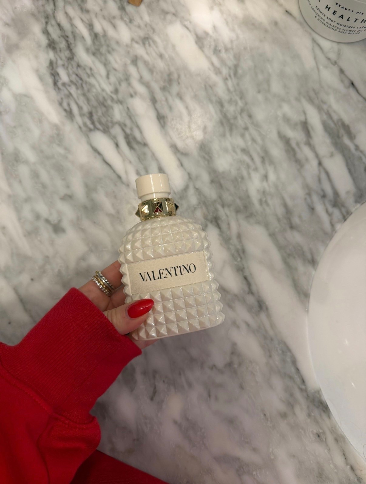 This perfume smells amazing ✨🫶🏼

#LTKselfcare #LTKgrwm #LTKBeauty