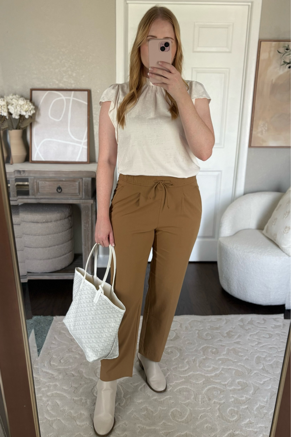 High-Waisted Billie Straight Trouser (size medium) // work outfit, teacher outfit 

#LTKxNSale #LTKWorkwear #LTKBacktoSchool