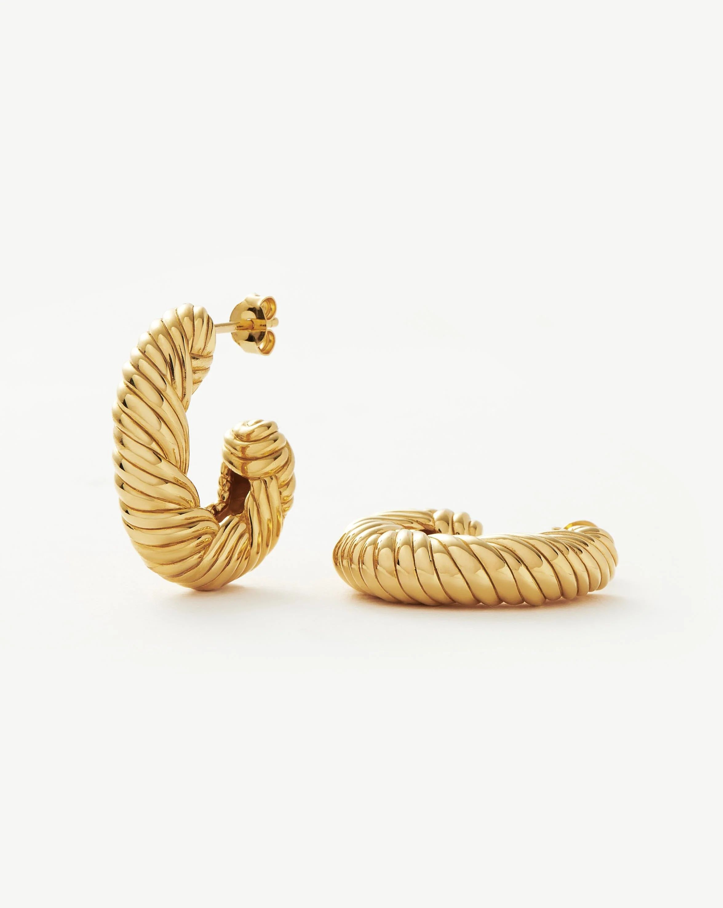 Wavy Ridge Twisted Chubby Medium Hoop Earrings Earrings | MIssoma UK