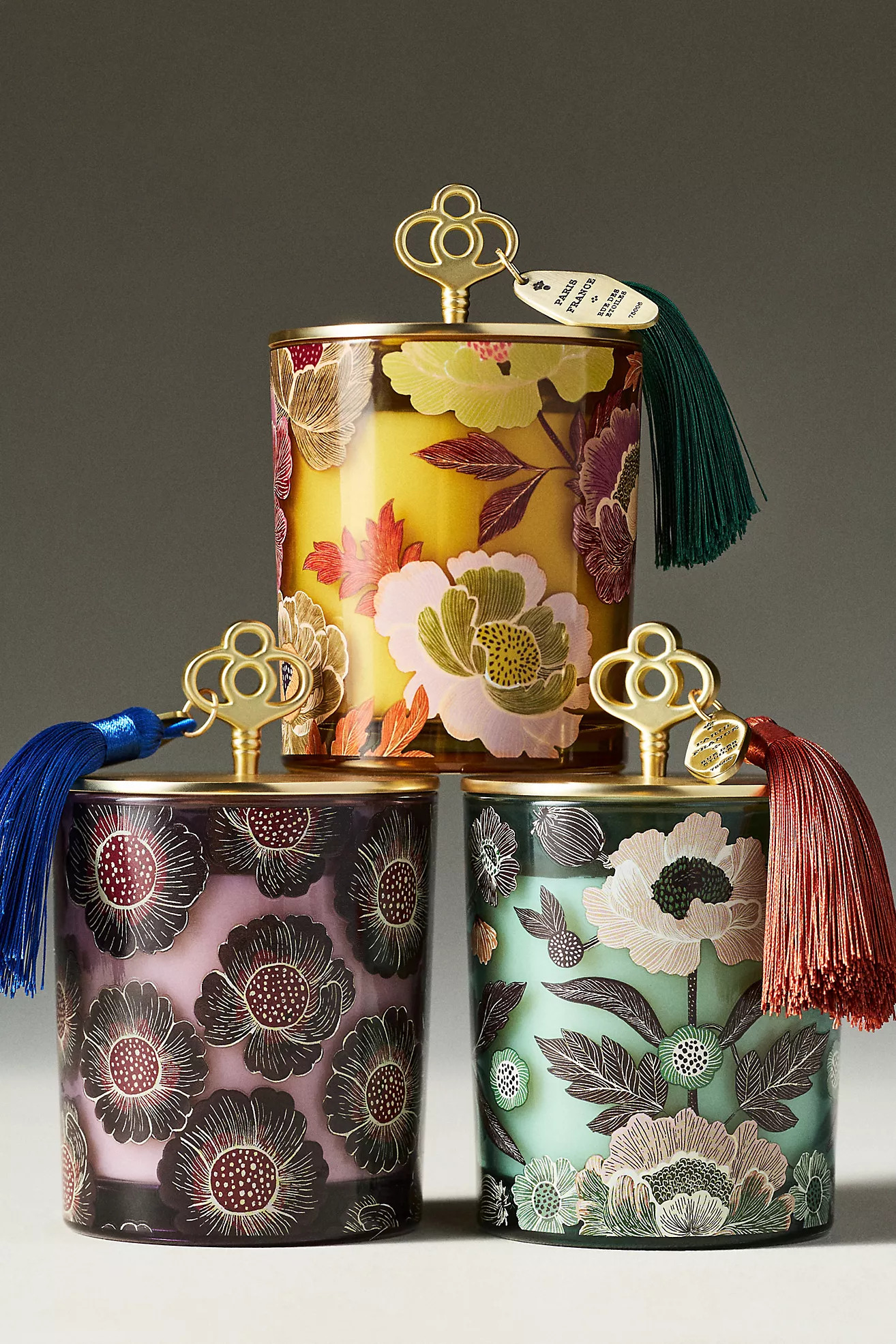 Amelie Fruity Honeycrisp Oakwood Lidded Glass Candle | Anthropologie (US)