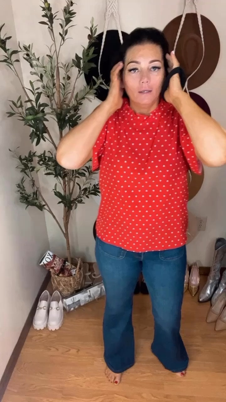 Simple causal outfit. Teacher #ootd. These are 