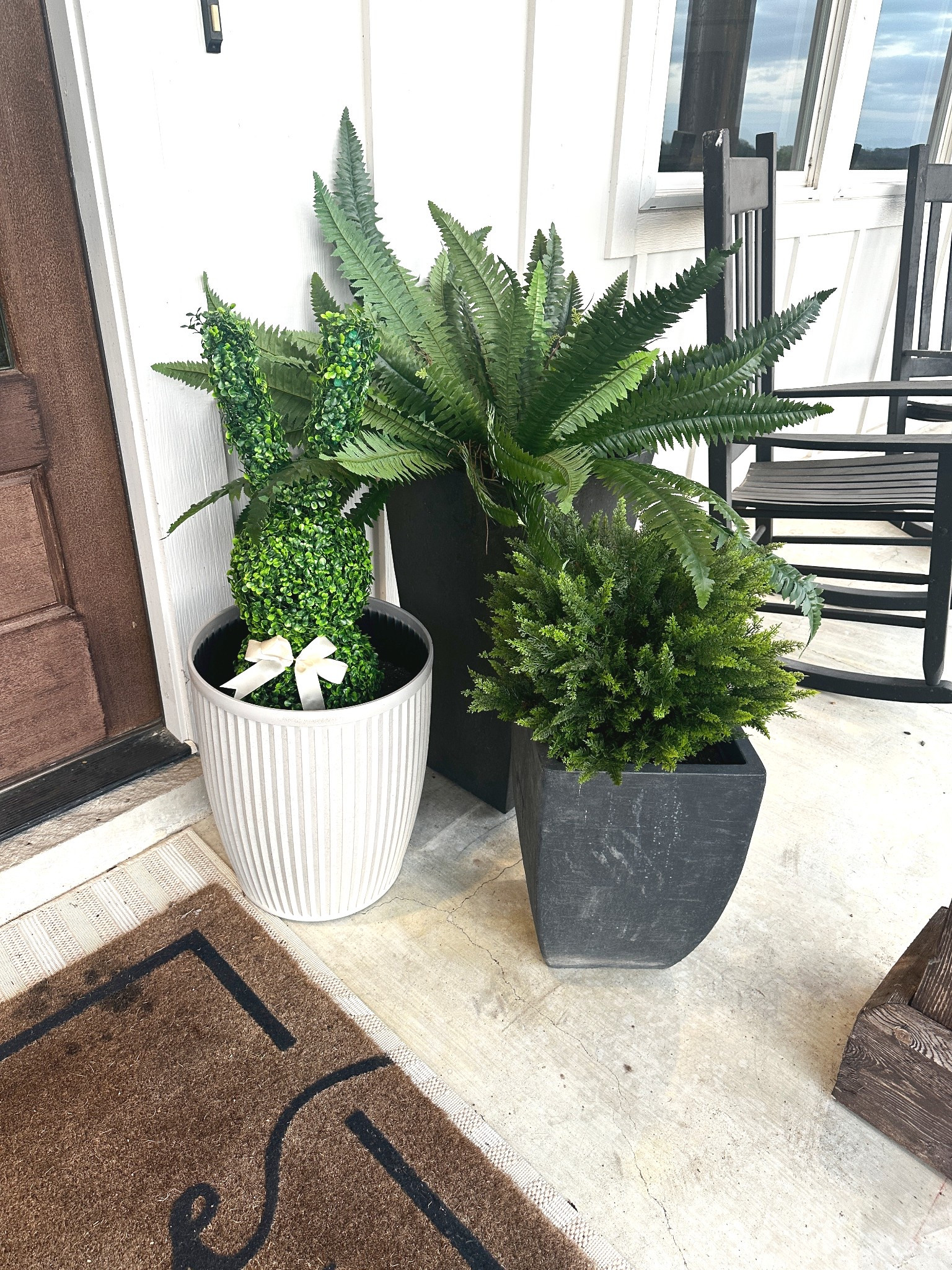 Faux Greenery - Front Porch! 🐰 🪴 

#LTKHome #LTKFindsUnder50 #LTKStyleTip
