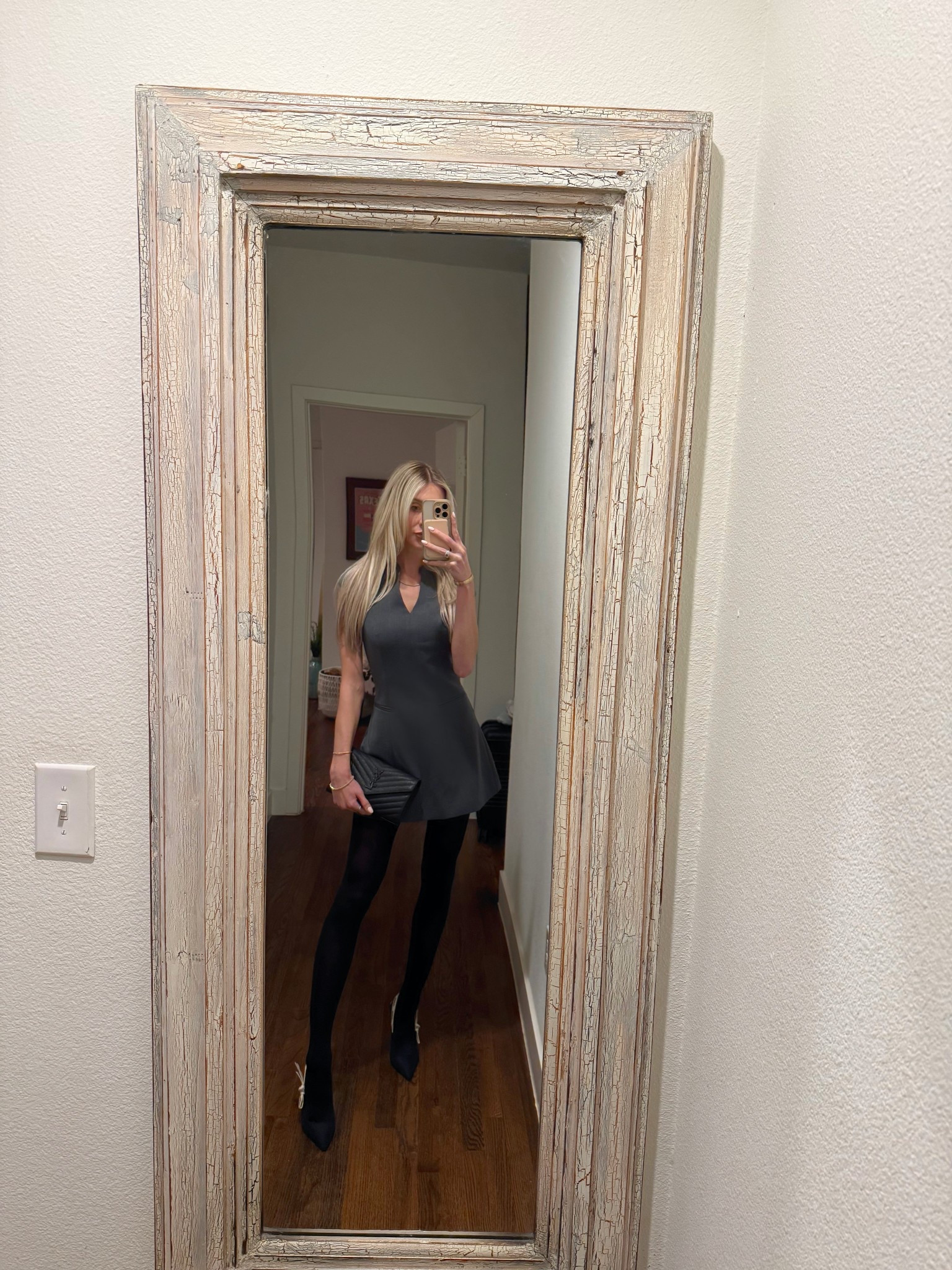 Beautiful holiday dress 

#LTKHoliday #LTKFindsUnder100 #LTKGiftGuide