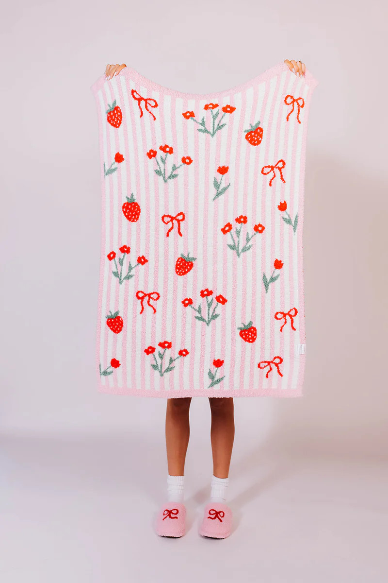 Strawberry Stripe Kid Blanket 30*40 | Staykation