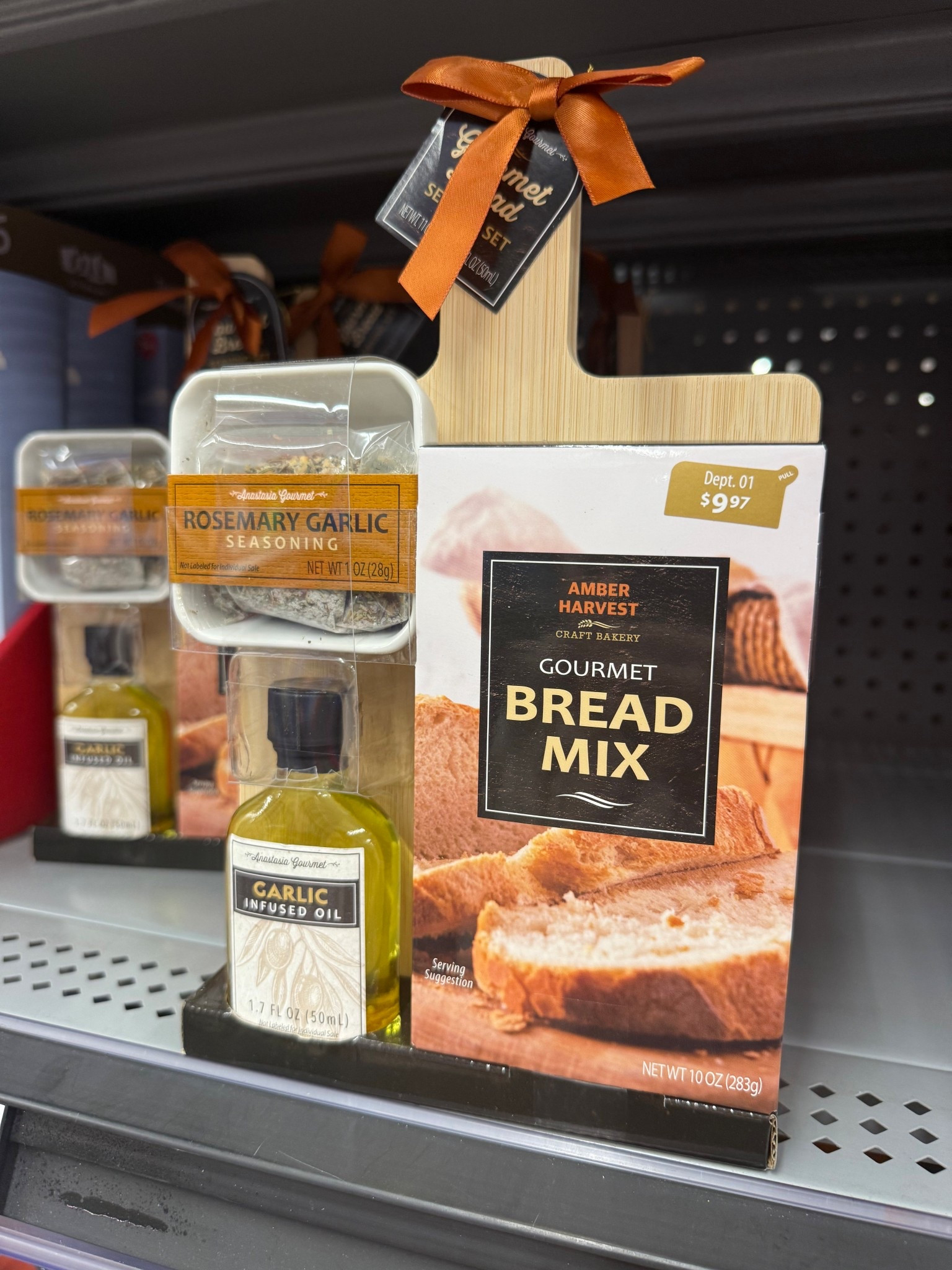 Viral Bread Mix Gift Set! Low stock now, under $10! 🍞 Includes the cute wooden serving board! Grab it now or see more last minute gift sets like this I’m loving! 🤎

#LTKSaleAlert #LTKGiftGuide #LTKHome