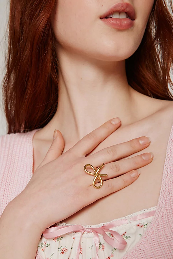 Statement Metal Bow Ring in Gold, Women's at Urban Outfitters | Urban Outfitters (US and RoW)