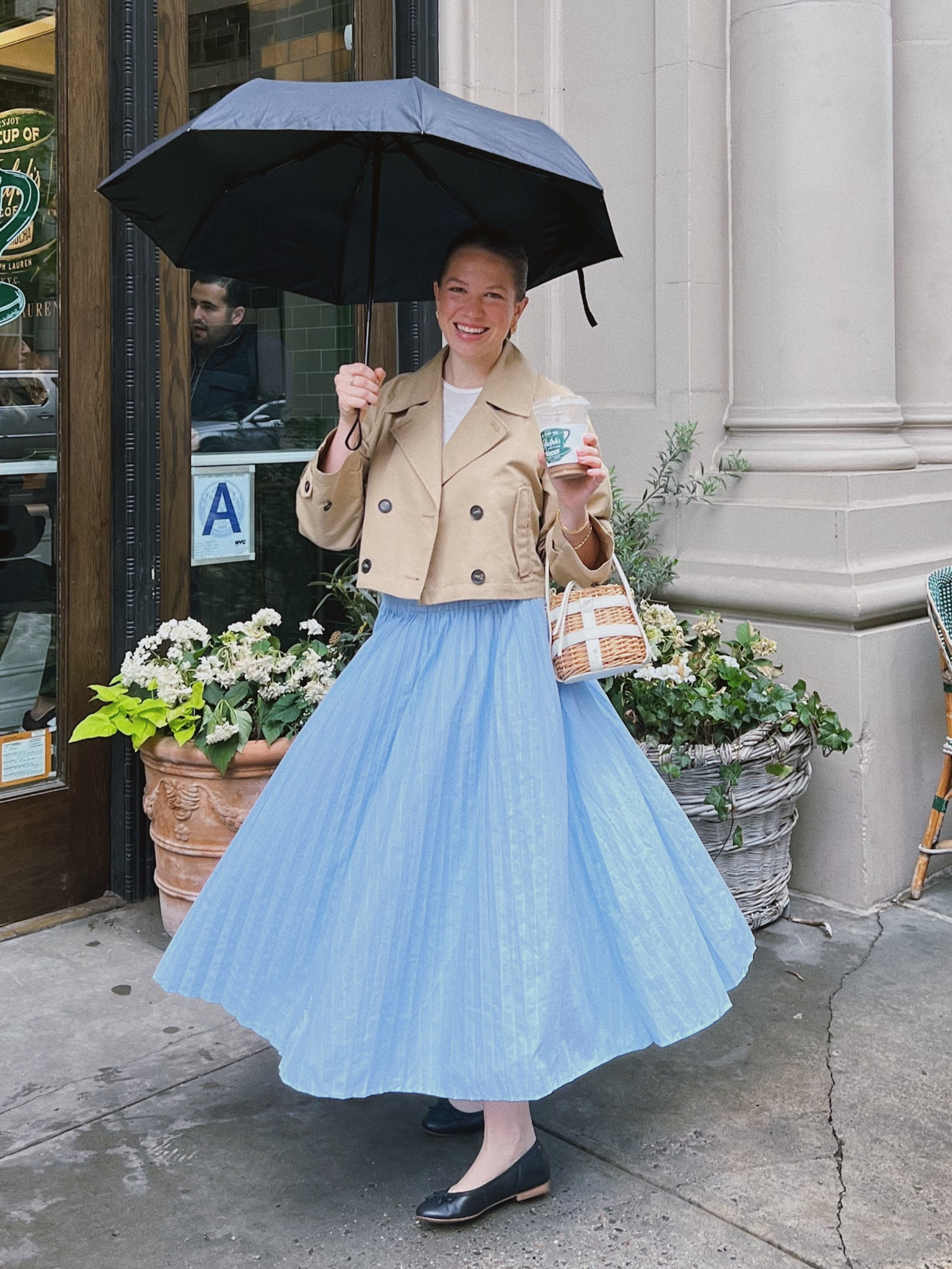 This skirt is 40% off — been wearing it soo much lately. I just love it!

#LTKSeasonal #LTKSaleAlert #LTKFindsUnder100