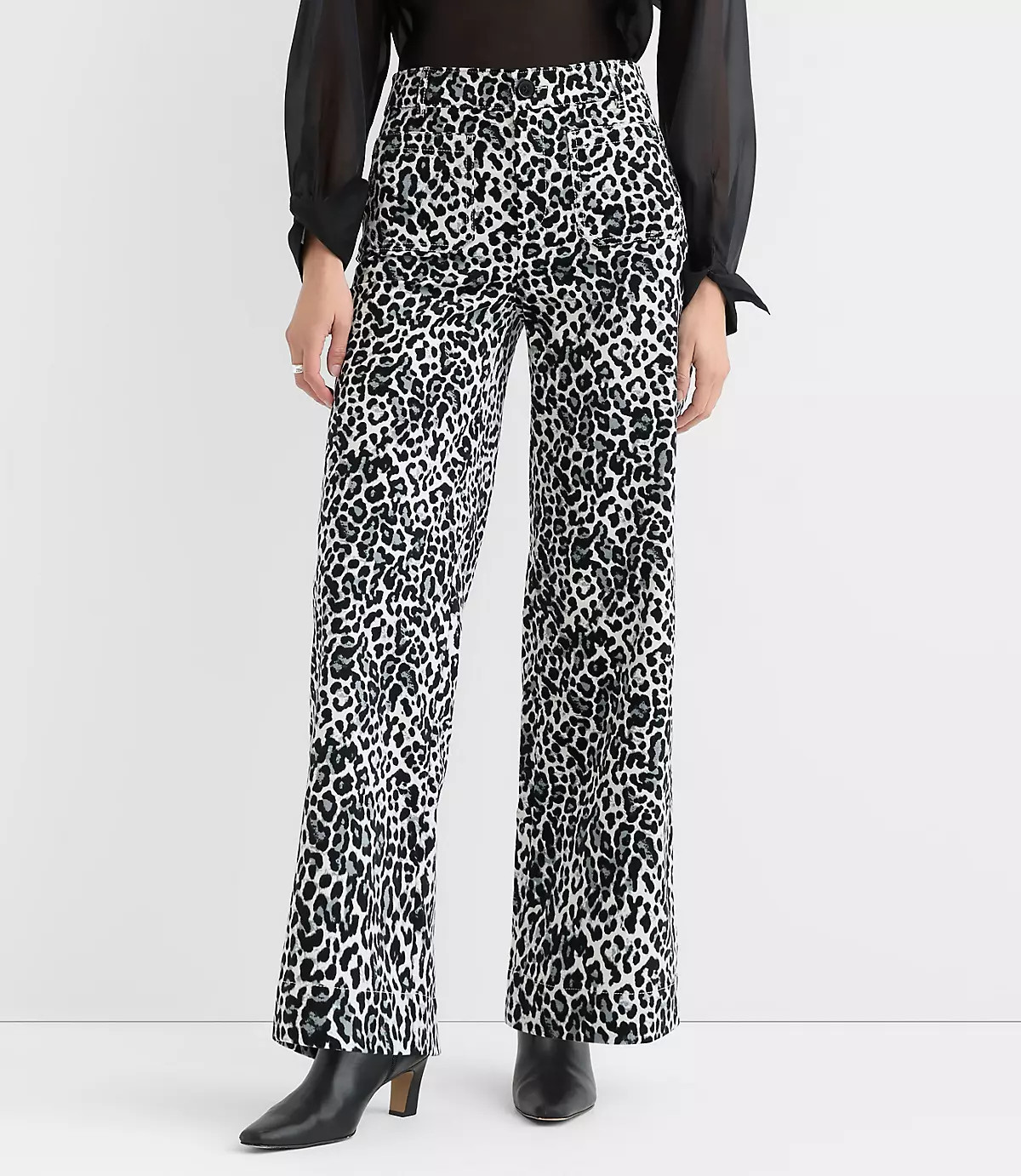 Palmer Wide Leg Pants in Leopard Print Velvet | LOFT