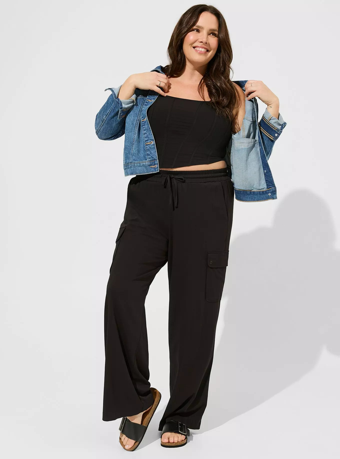 Pull-On Wide Leg Stretch Challis Cargo Pant | Torrid (US & Canada)