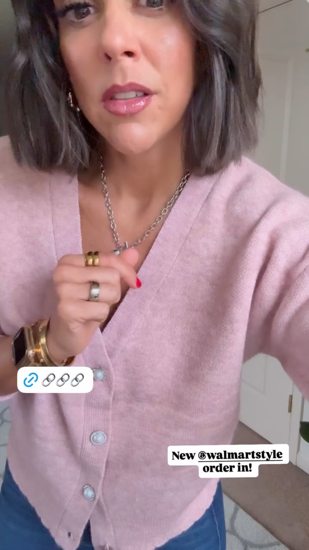 New @walmartstyle order in! Size small in cardigans, jeans tts. I’m 5’.5 for reference 

#LTKSaleAlert #LTKFindsUnder100 #LTKHoliday