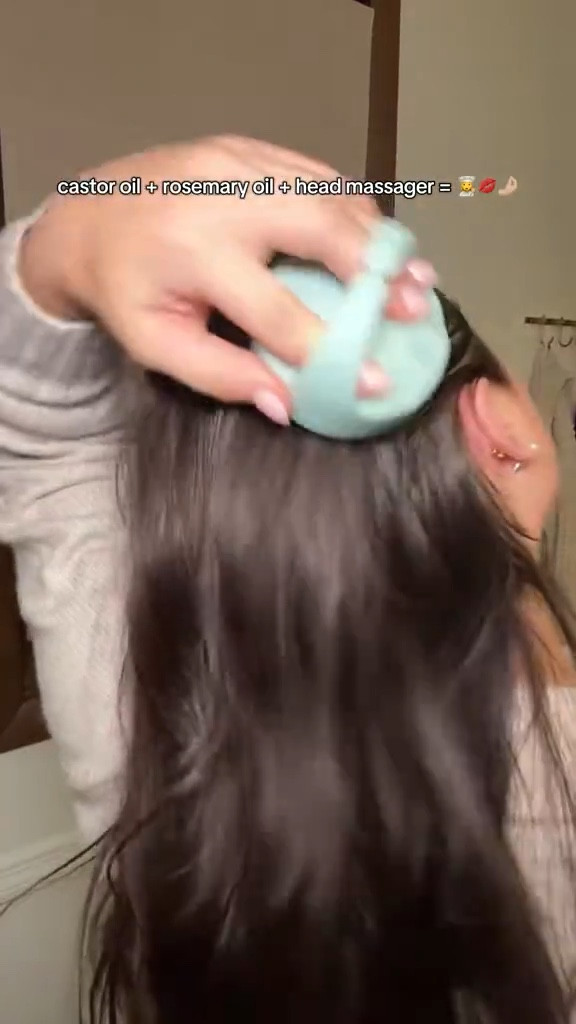 Healthy hair starts at the roots ✨ loving this rosemary castor oil for growth and shine #ltkfinds #hairgrowth #scaplcare

#LTKBeauty #LTKGiftGuide