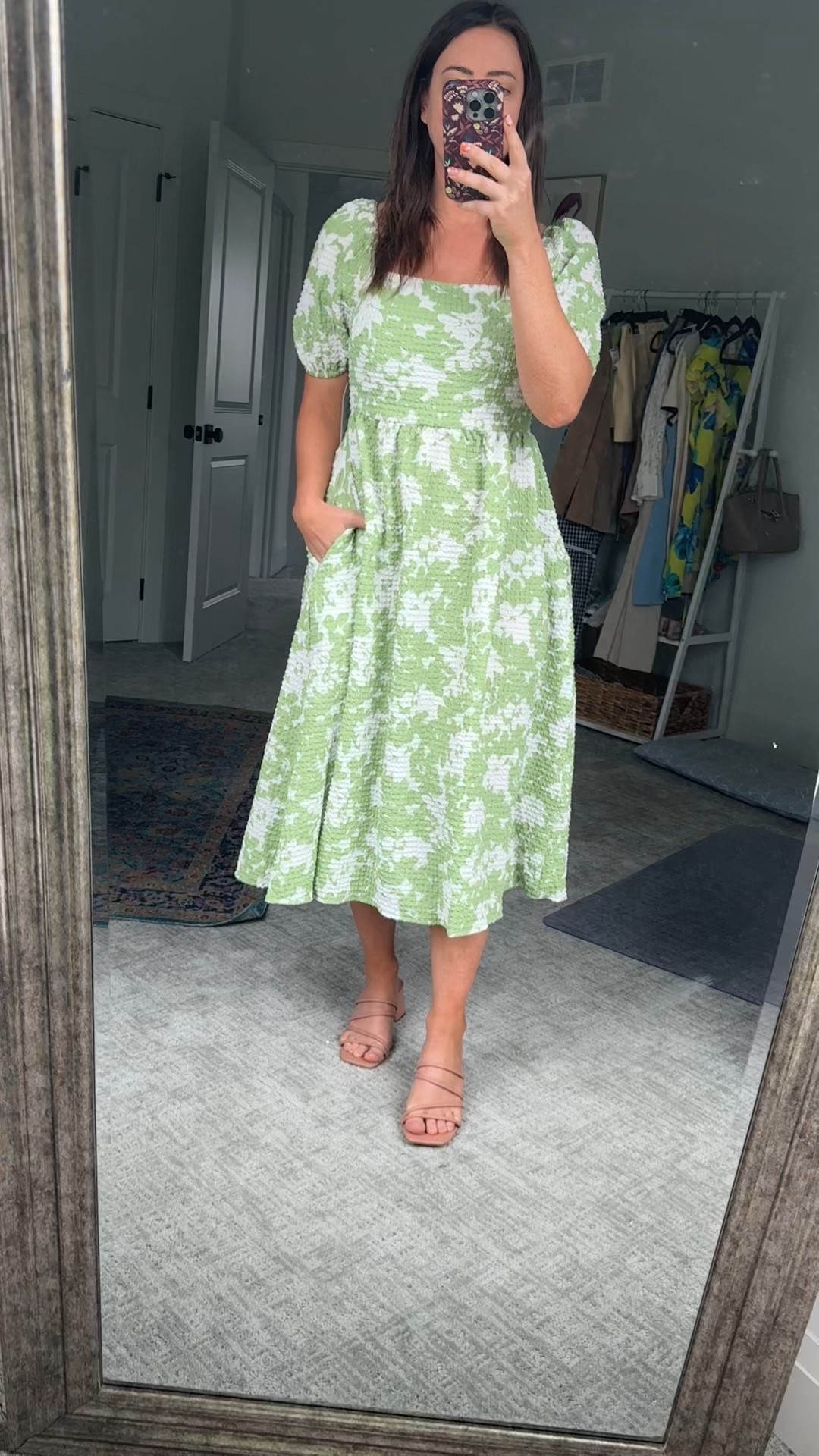 Super comfy and fun dress under $20! The fit is perfect, but size down one size for a better fit. It has an adjustable tie in the back. Wearing a small but would prefer an XS!


Walmart dresses
Walmart spring dress
Spring dress
Easter dresses 