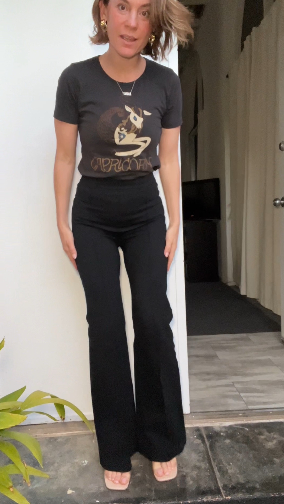 The pants I live and die for oh and these earrings 🤌🏾🤌🏾 #spanx

#LTKWatchNow #LTKStyleTip #LTKOver40