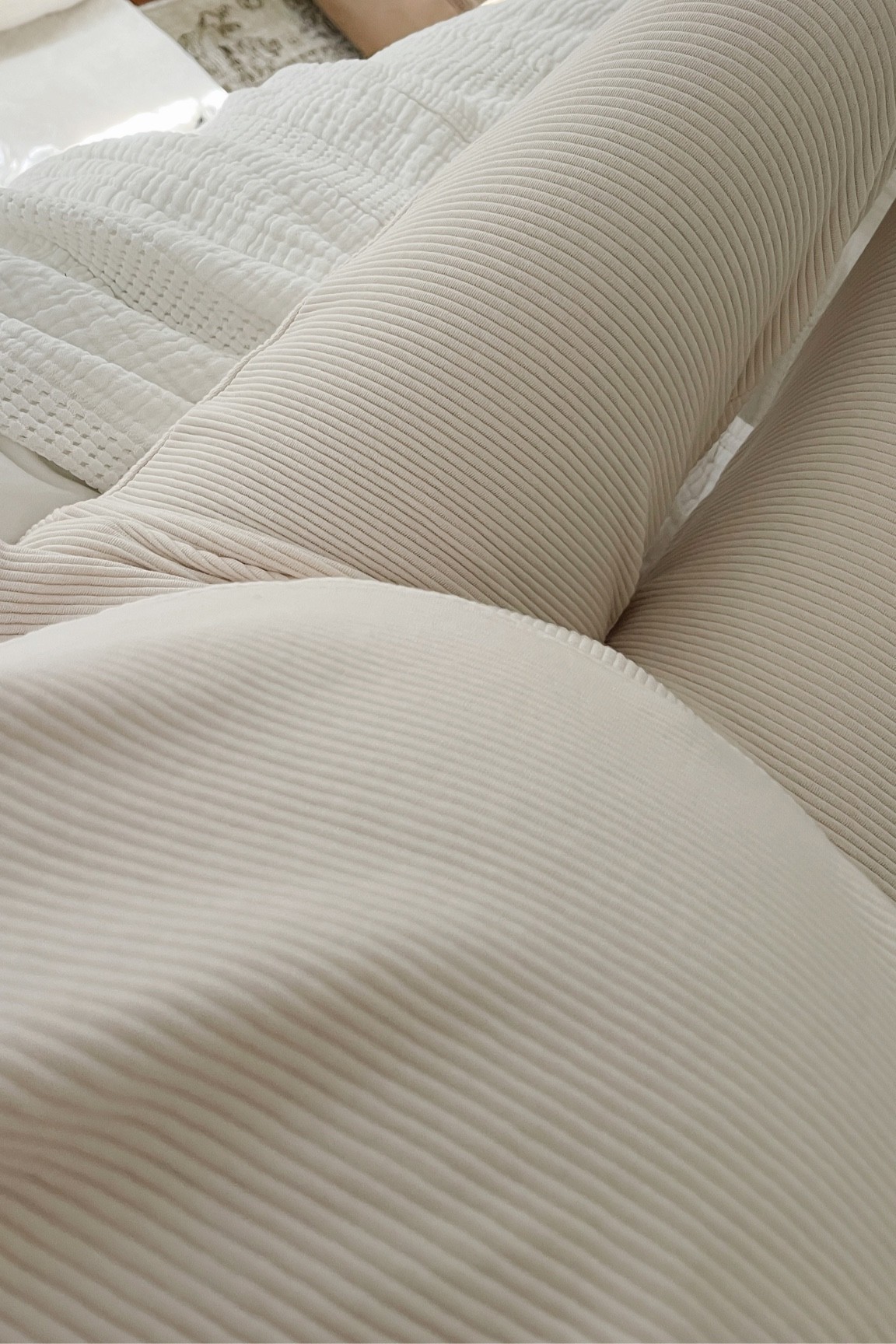 Lounge set 〰️ I sized up for the bump/maternity 

#LTKbump #LTKSeasonal #LTKstyletip