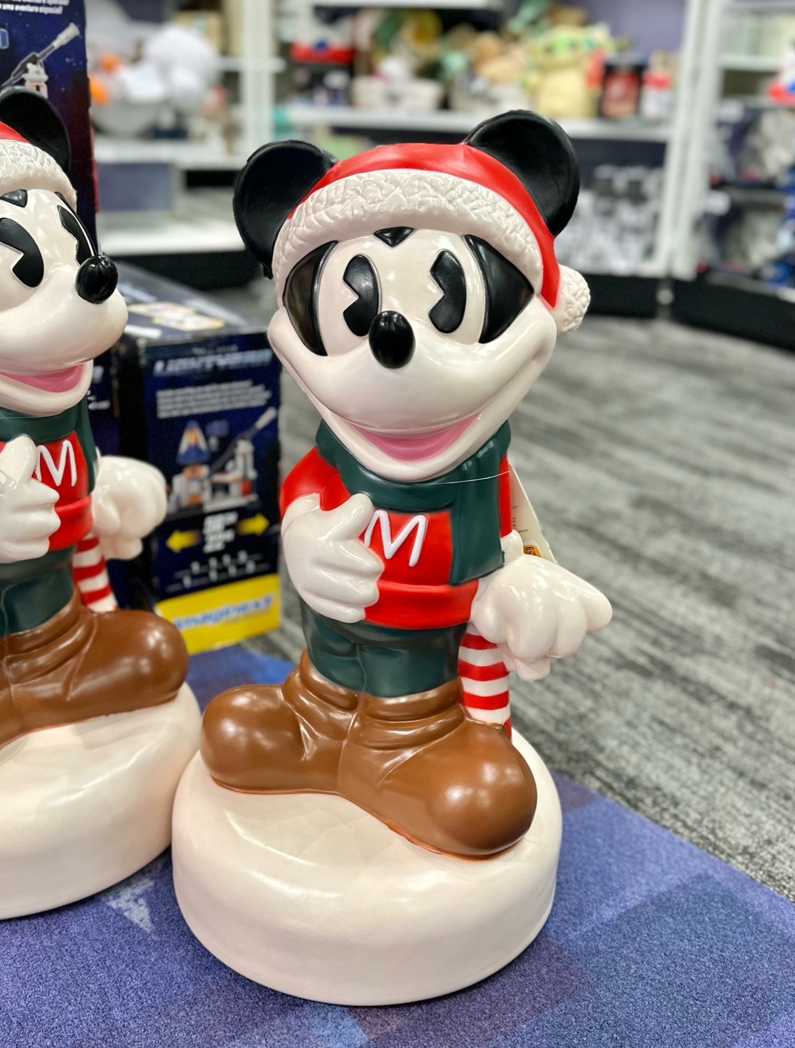 Mickey blow mold🎄

#LTKSeasonal #LTKHoliday #LTKhome