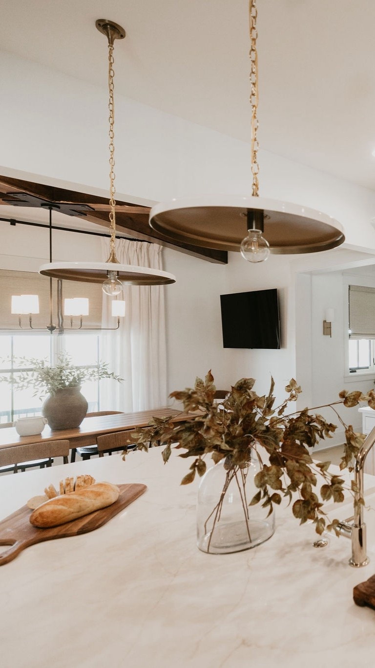 Fall inspired stems in the kitchen and dining room 

#LTKStyleTip #LTKHome