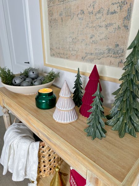 Christmas console table details✨ 
Decor linked on LTK @cassiechristopher
.
.
.

.
#christmasmood #christmaswish #momlife #christmasmagic #christmasfeels #momlife #christmasphoto #homedecor #consoletabledecor
.
.
.

.

Christmas Entryway Table | Christmas Decor | Holiday Decor | Home Decor | New Home | Christmas | Christmas Console Table | Christmas Table | Christmas Decor Ideas

#LTKHoliday #LTKSeasonal #LTKhome