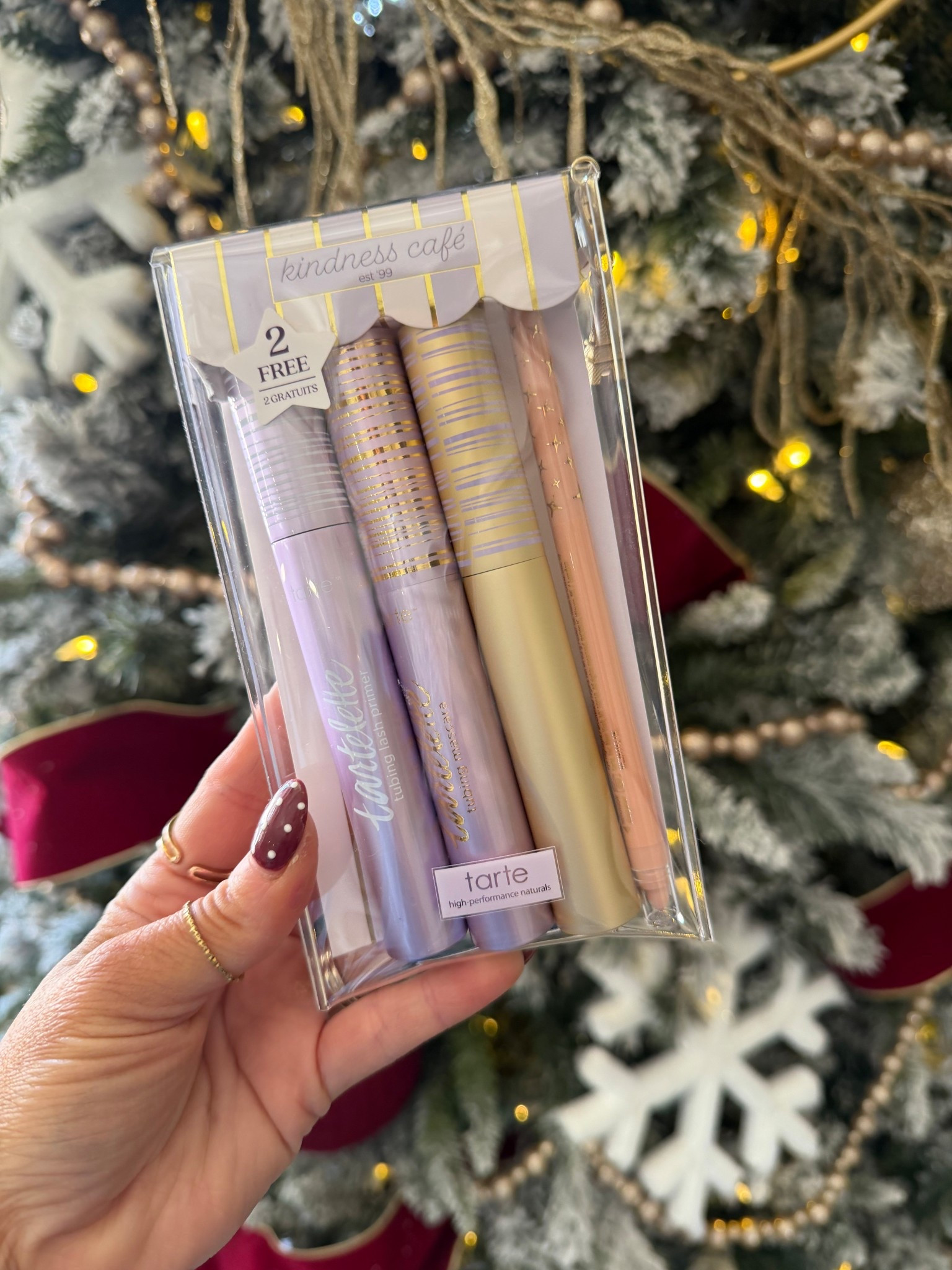 This tart mascara gift set would make a great stocking stuffer or gift idea!!


@target @ultabeauty #target #targetstyle #ultabeautyattarget #ultabeauty #ad