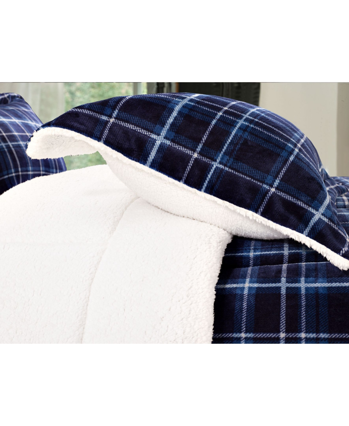 Elegant Comfort Plaid Micromink/Sherpa Reversible Down Alternative Microsuede 3-Pc. Comforter Sets, Full/Queen - Navy | Macy's