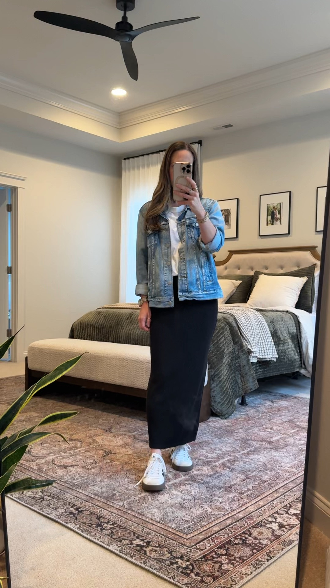 Spring mom outfit of the day

Black midi skirt + oversized denim jacket + distressed tee + classic court sneakers.

This is one of my favorite everyday formulas for spring — comfortable, practical, and still pulled together.

Details:
• Old Navy black midi skirt (XS)
• Levi’s boyfriend denim jacket (L for an oversized fit)
• Aerie distressed boyfriend tee (S)
• Adidas VL Courts (very similar vibe to Sambas but under $100)

Perfect for:
• Spring mom outfit
• Denim jacket outfit women
• Black maxi skirt outfit
• Casual sneaker outfit
• School drop off outfit
• Capsule wardrobe spring

#LTKootd #LTKmomlife #LTKSeasonal