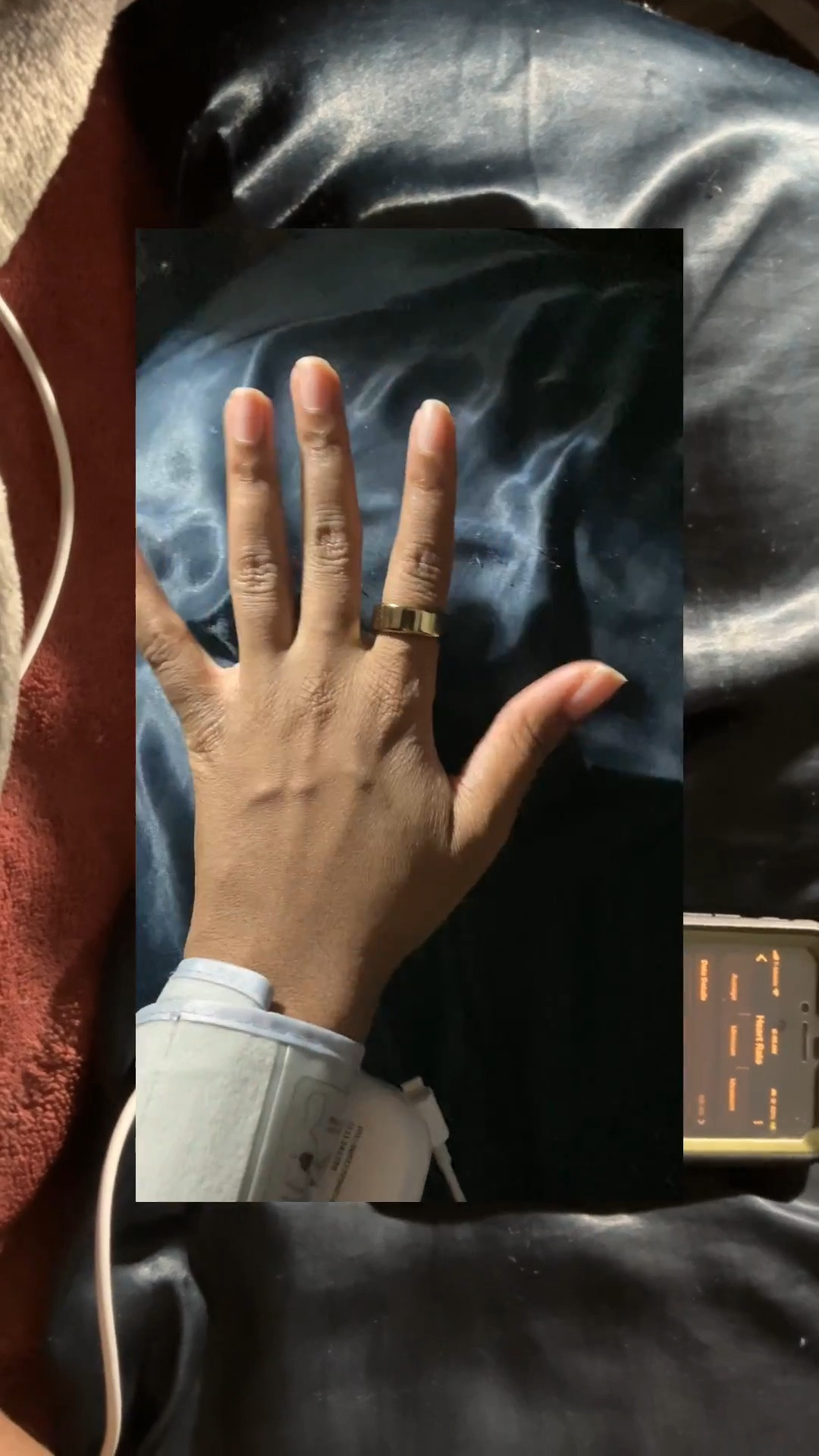 Real live demo of the Colmi R02 smart ring tracking my heart rate. It was really accurate when I compared it to my blood pressure wrist cuff. Perfect for tracking your heart rate, blood oxygen, sleep, steps, menstrual cycle and more 

#LTKselfcare #LTKActive #LTKfitnessgoals