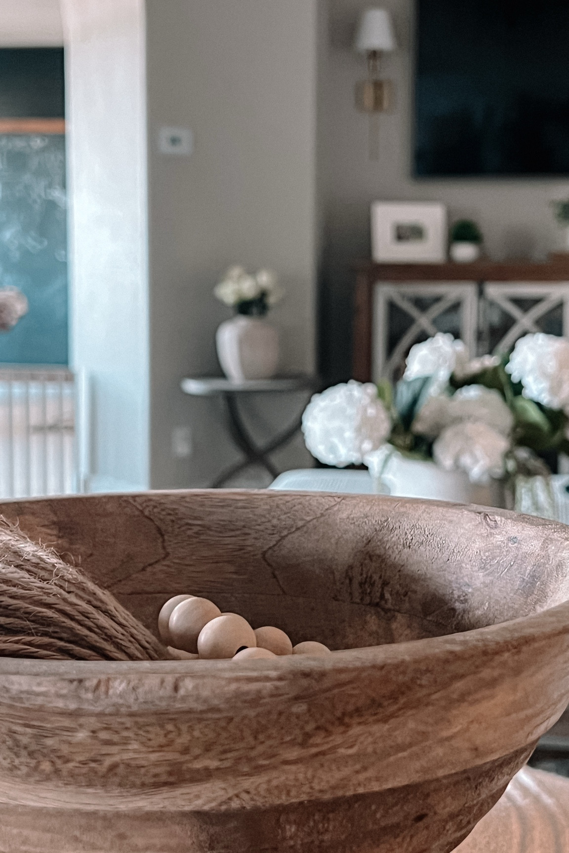 Neutral, cozy, and effortlessly chic. This wooden dough bowl, decorative beads, and faux florals bring in the perfect balance of organic home decor and timeless styling. Whether you’re looking for living room accents, modern farmhouse decor, or neutral aesthetic pieces, these finds make styling so easy.


#LTKhome #NeutralDecor #CozyAesthetic #FarmhouseStyle #HomeDecorInspo #MinimalistDecor #WoodenDecor #LTKfinds #LivingRoomDecor #RusticCharm #OrganicModern #LTKinteriors #BudgetFriendlyDecor #TexturedStyling

#LTKFindsUnder100 #LTKHome #LTKFindsUnder50
