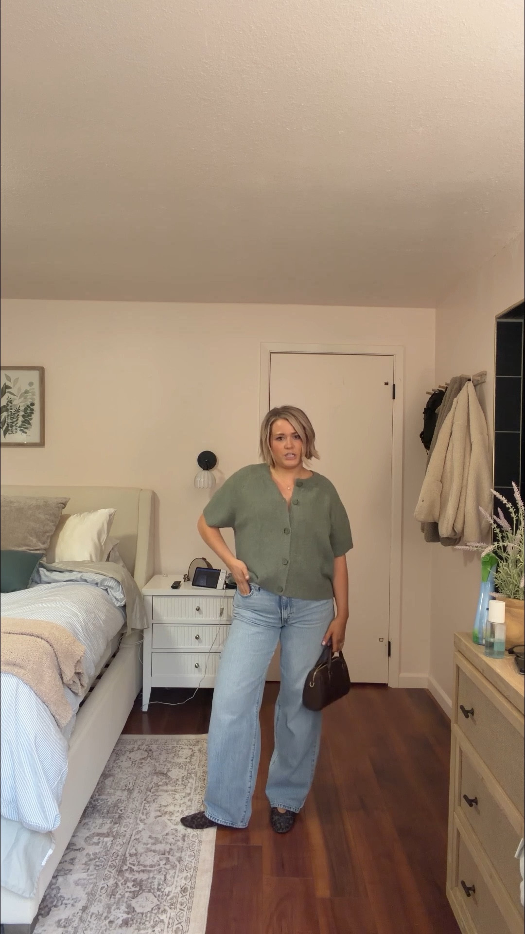 girls night outfit 

Sizing:
XL cardigan (sized up 2 for more boxy look)
Jeans run tts 

#LTKPetite #LTKootd #LTKSpringSale