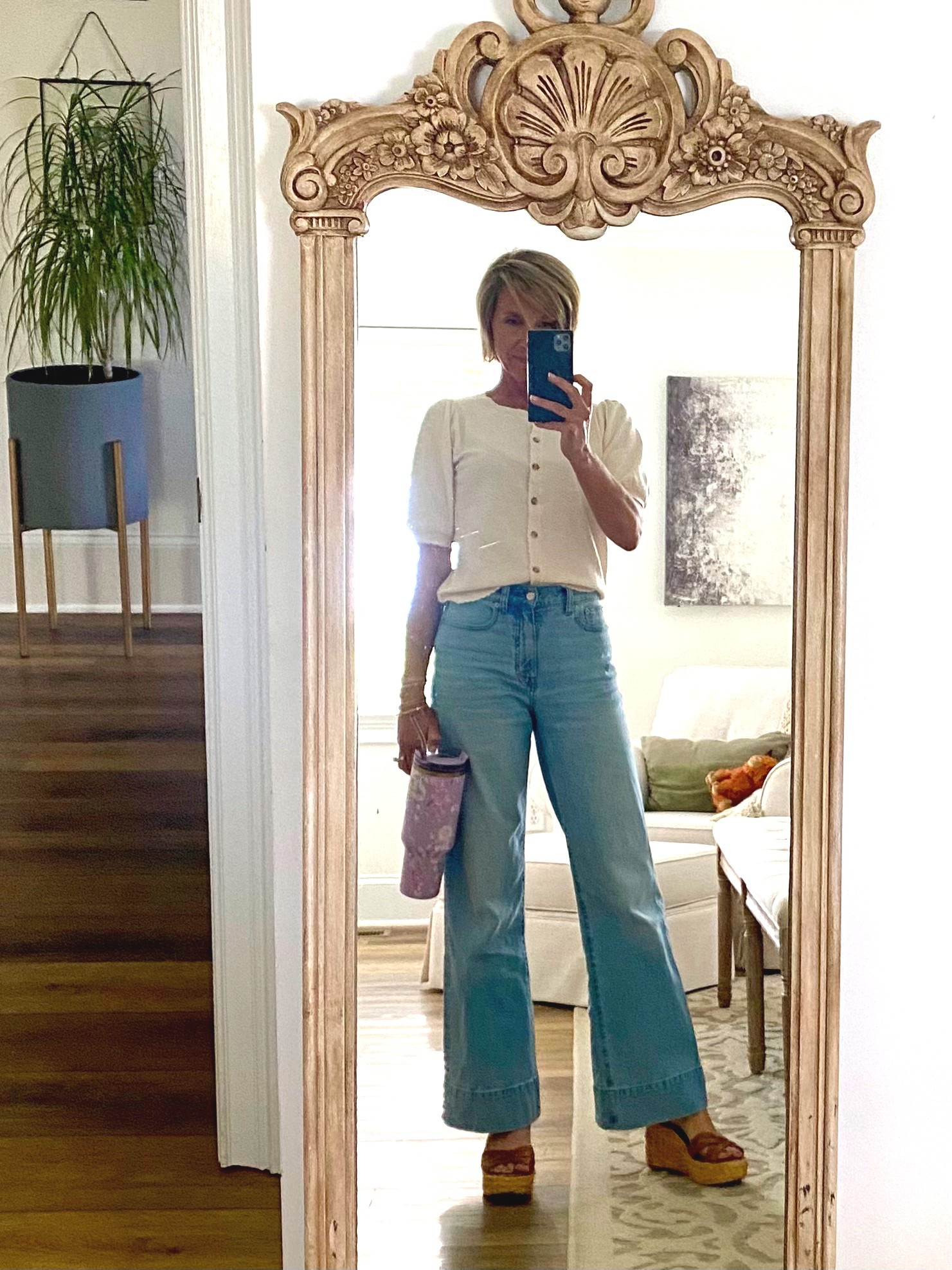 Simple and yet classic dressing. This little sweater comes in lots of colors. The jeans…I’m loving the big wide hem at the bottom and worth every penny!

#LTKWorkwear #LTKFindsUnder50 #LTKOver40